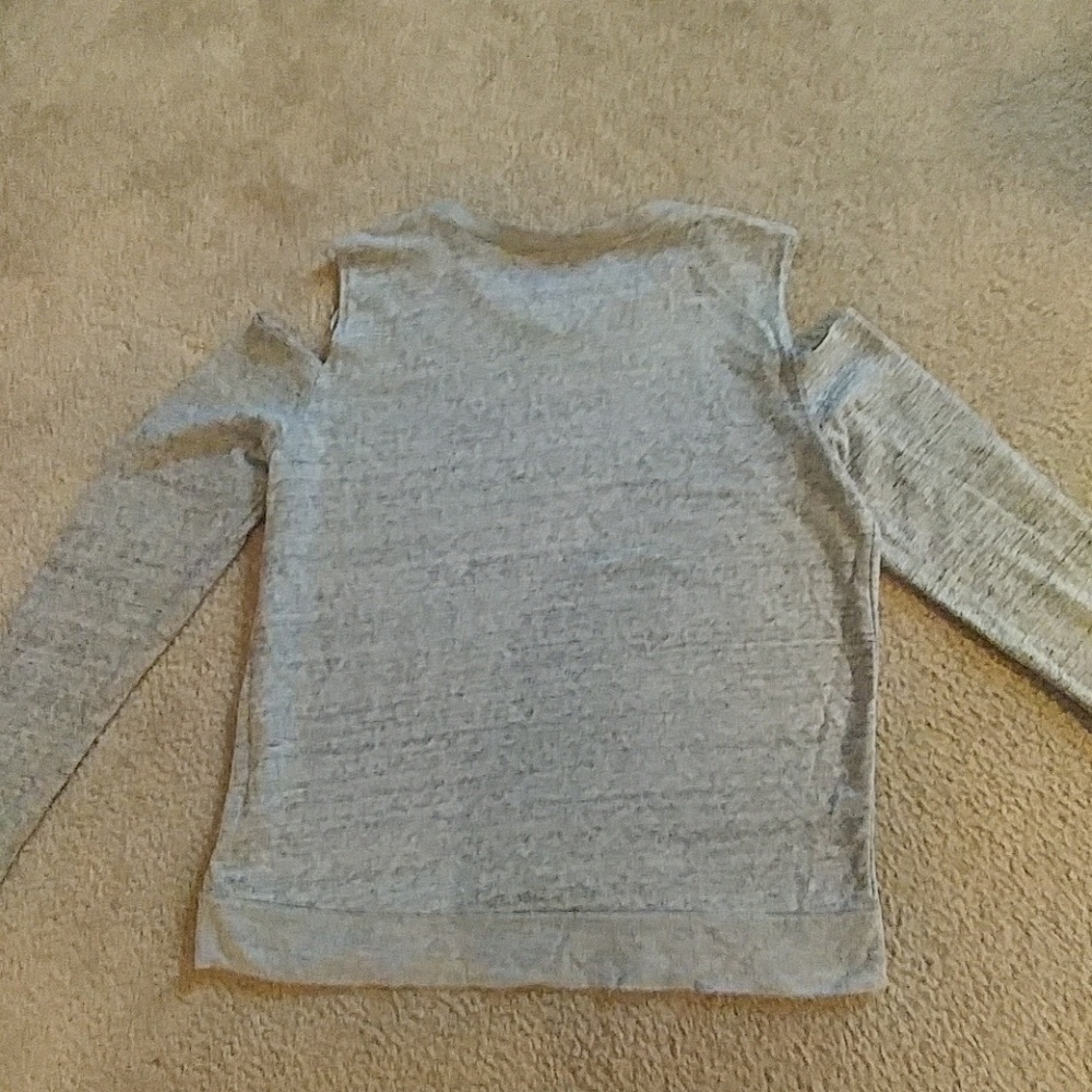 ❄SALE❄Zara cutout shoulder top - Picture 5 of 7